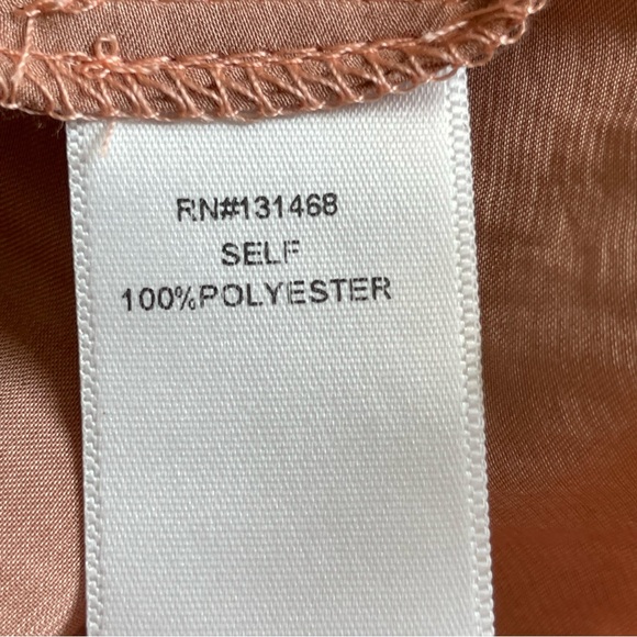 Vici Smocked Mock Neck Long Sleeve Peach Peplum Blouse Top Size Large - Picture 9 of 12